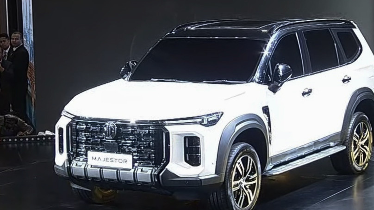 MG Majestor premium SUV front design and LED headlamps